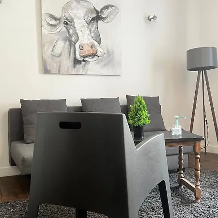 Apartment C- La Dans Le Centre *